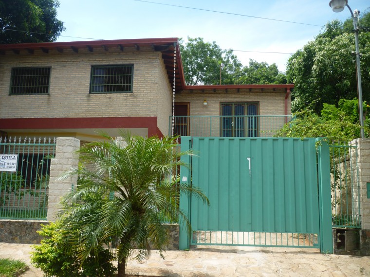 Casa en Lambaré – zona Comisaría 16 (San Isidro)