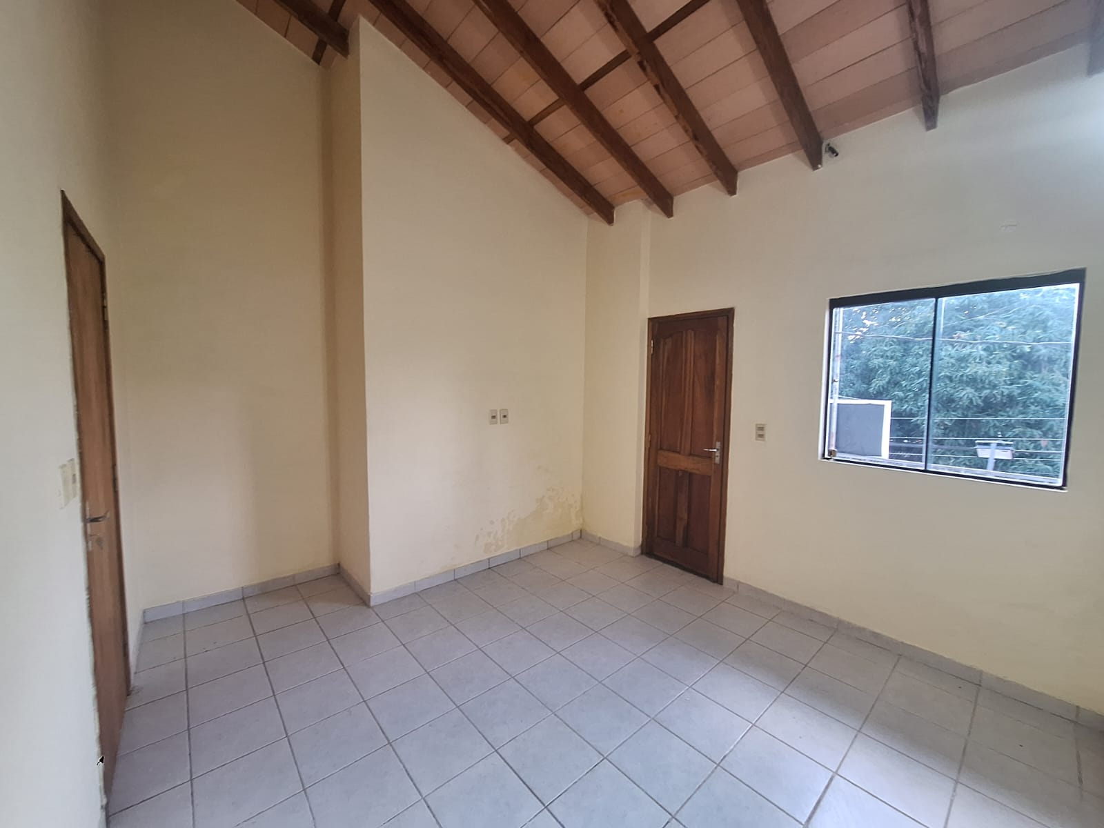 Departamento en Luque Mora Cue – zona comisaria 28 — 3/5